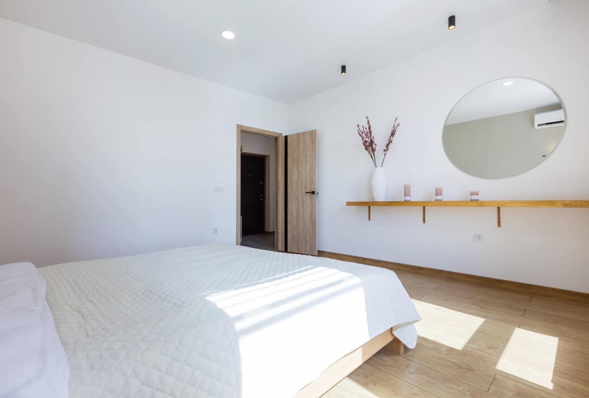 Nyvky Like Home - Nyvky Park - Apt 45 Киев Экстерьер фото